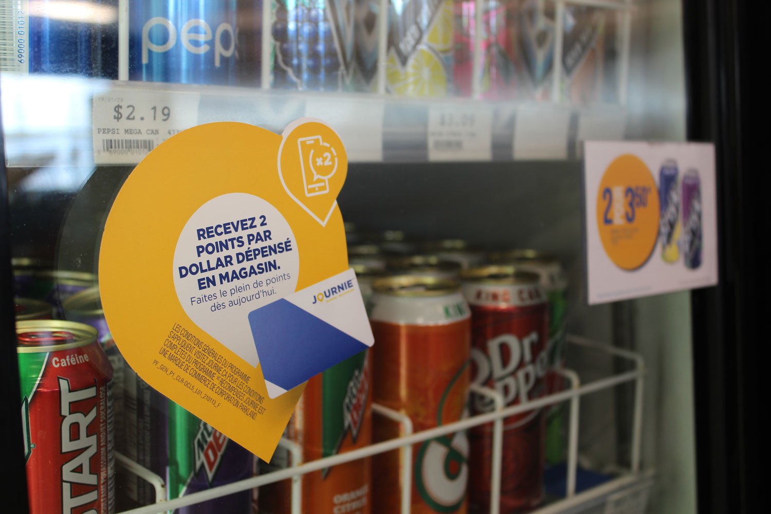 STICKER-ON-FRIGE-DOOR
